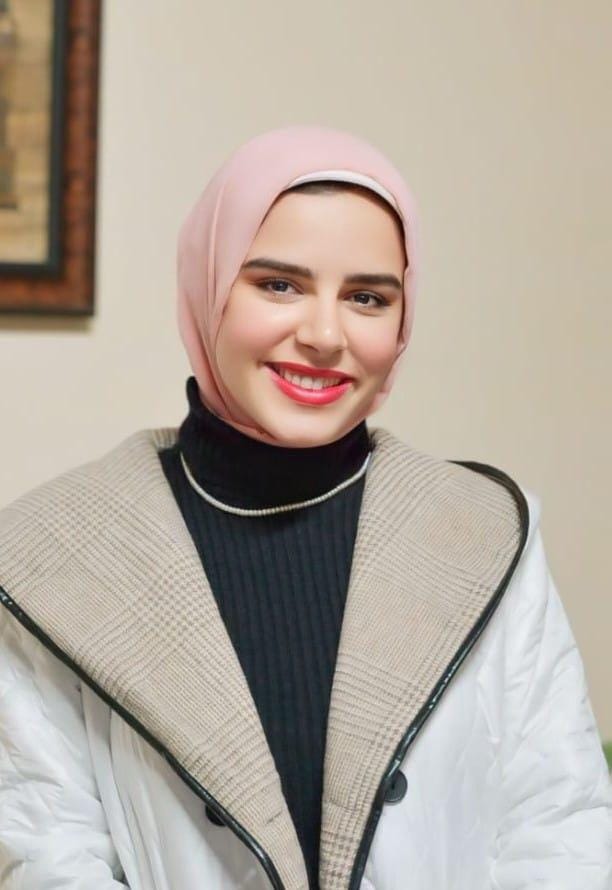 صورة ساجدة السيد
